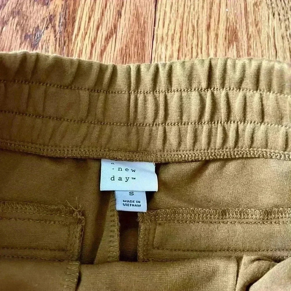 Women’s Joggers/Dress Pants Drawstring A New Day Pockets Stretch - Small - Picture 3 of 10